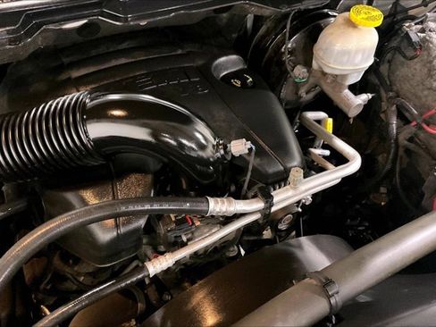 Used 2017 RAM 1500 Rebel w/ Luxury Group image 31