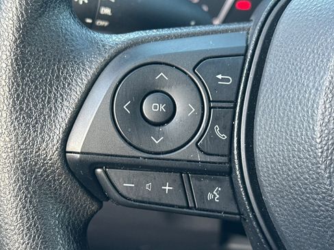 Certified 2025 Toyota RAV4 LE image 35