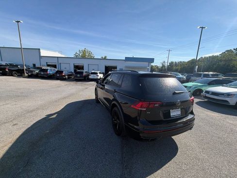 Used 2024 Volkswagen Tiguan SE R-Line AWD/4WD image 7
