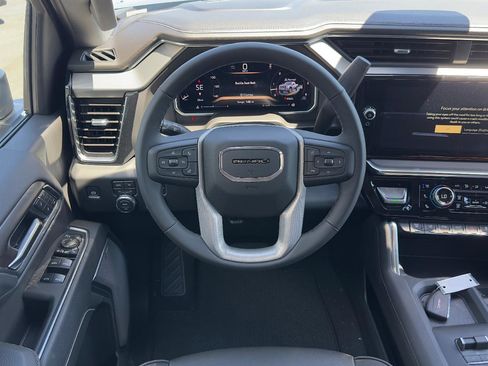 New 2026 GMC Sierra 3500 Denali w/ Denali Reserve Package AWD/4WD image 10