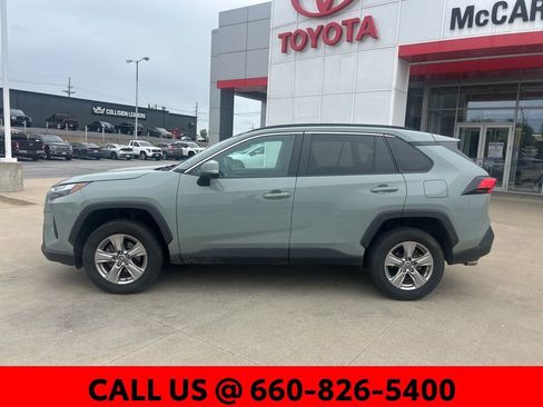 Used 2023 Toyota RAV4 XLE AWD/4WD image 7