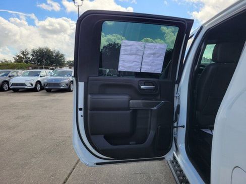 Used 2022 GMC Sierra 2500 AT4 w/ AT4 Preferred Package image 25