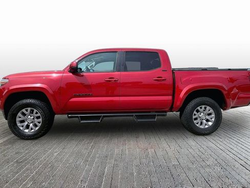 Used 2019 Toyota Tacoma SR5 AWD/4WD image 5