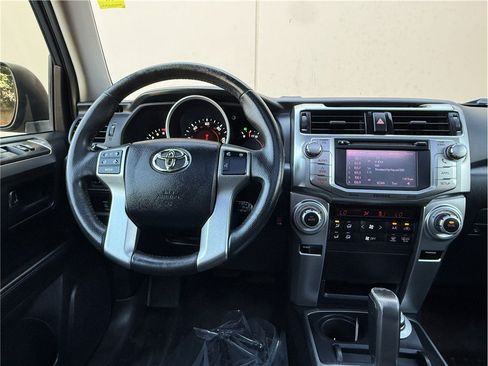 Used 2013 Toyota 4Runner Limited AWD/4WD image 22