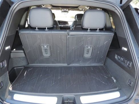 New 2026 Cadillac Vistiq Sport image 14