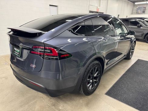 Used 2023 Tesla Model X Plaid image 4