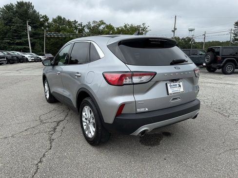 Used 2022 Ford Escape SE w/ Convenience Package image 4