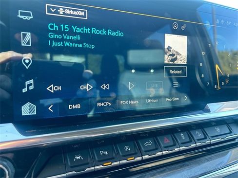 Used 2024 Chevrolet Silverado 1500 LTZ w/ LTZ Premium Package image 20