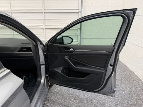 Used 2019 Volkswagen Jetta SEL FWD image 27
