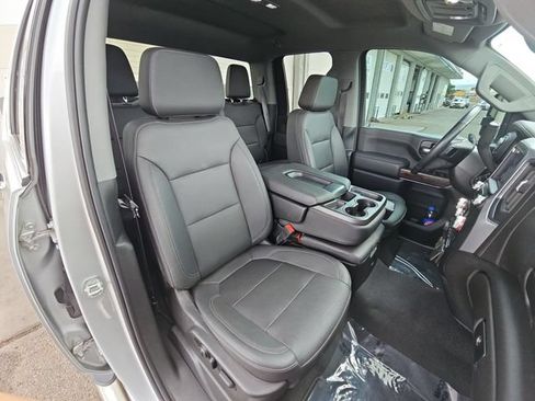 Used 2022 GMC Sierra 2500 SLT w/ Driver Alert Package I AWD/4WD image 15