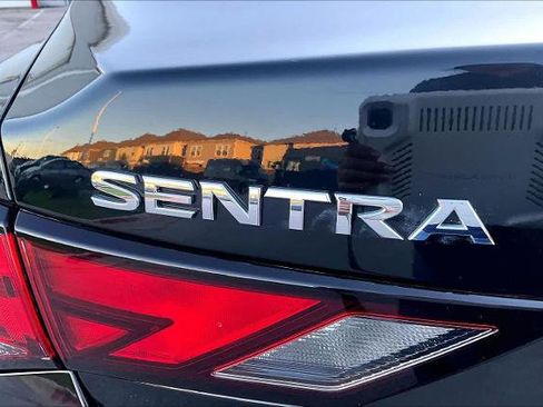 Certified 2025 Nissan Sentra SV image 10