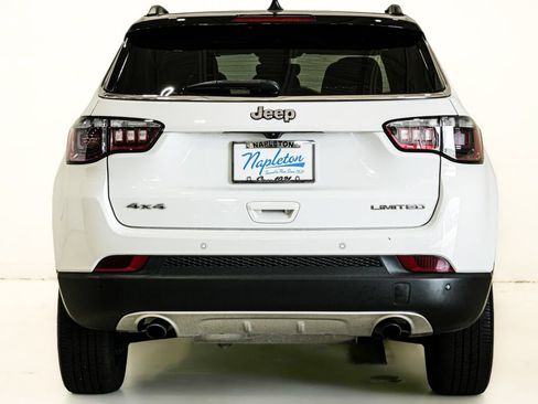 Used 2023 Jeep Compass Limited w/ Sun and Sound Group AWD/4WD image 8