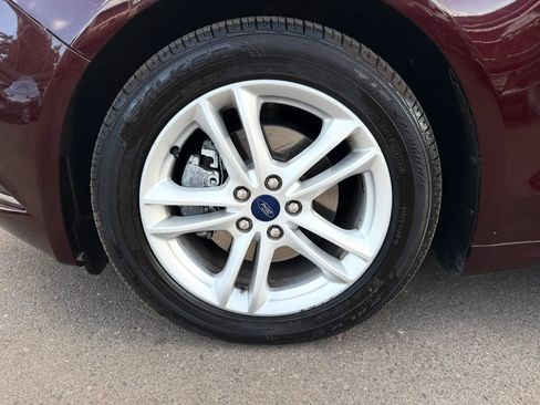 Used 2018 Ford Fusion SE w/ Fusion SE Technology Package FWD image 32