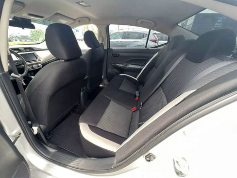 Used 2020 Nissan Versa SV image 14