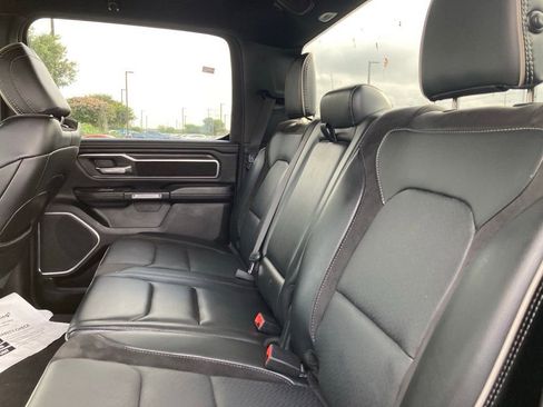 Used 2024 RAM 1500 Laramie AWD/4WD image 9