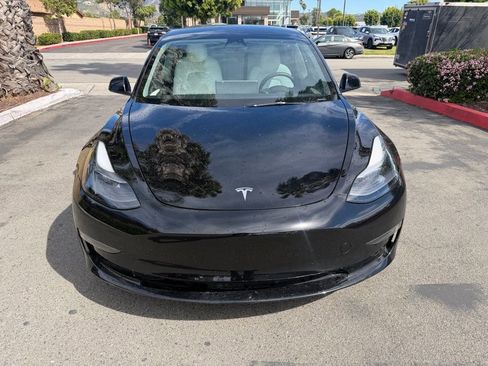 Used 2023 Tesla Model 3 Performance image 2