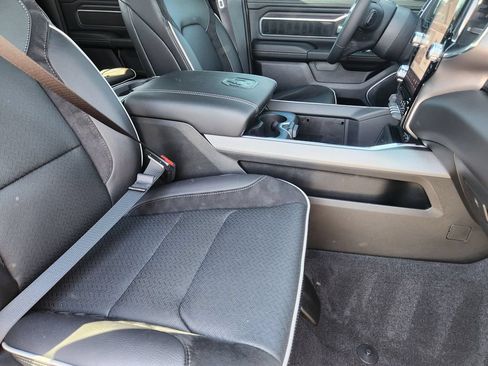 Used 2026 RAM 1500 Laramie w/ Sport Appearance Package AWD/4WD image 14