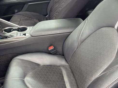 Used 2021 Toyota Camry XSE image 12
