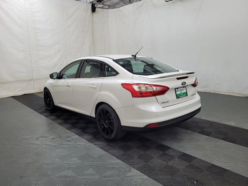 Used 2014 Ford Focus Titanium FWD image 5