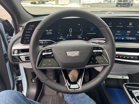 Used 2024 Cadillac Lyriq Luxury image 20