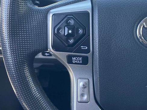 Used 2014 Toyota Tacoma PreRunner w/ TRD Sport Package RWD image 23