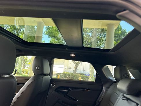 Used 2026 Land Rover Range Rover Evoque S AWD/4WD image 21