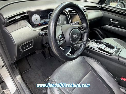 Used 2022 Hyundai Tucson Limited image 11