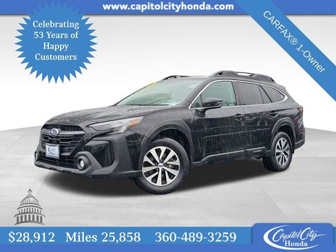 Used 2024 Subaru Outback Premium image 1