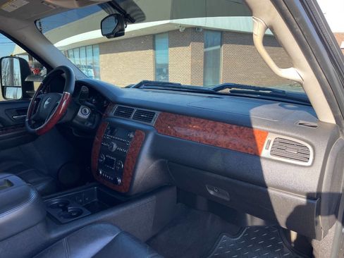 Used 2008 Chevrolet Silverado 2500 LTZ w/ Safety Package image 34