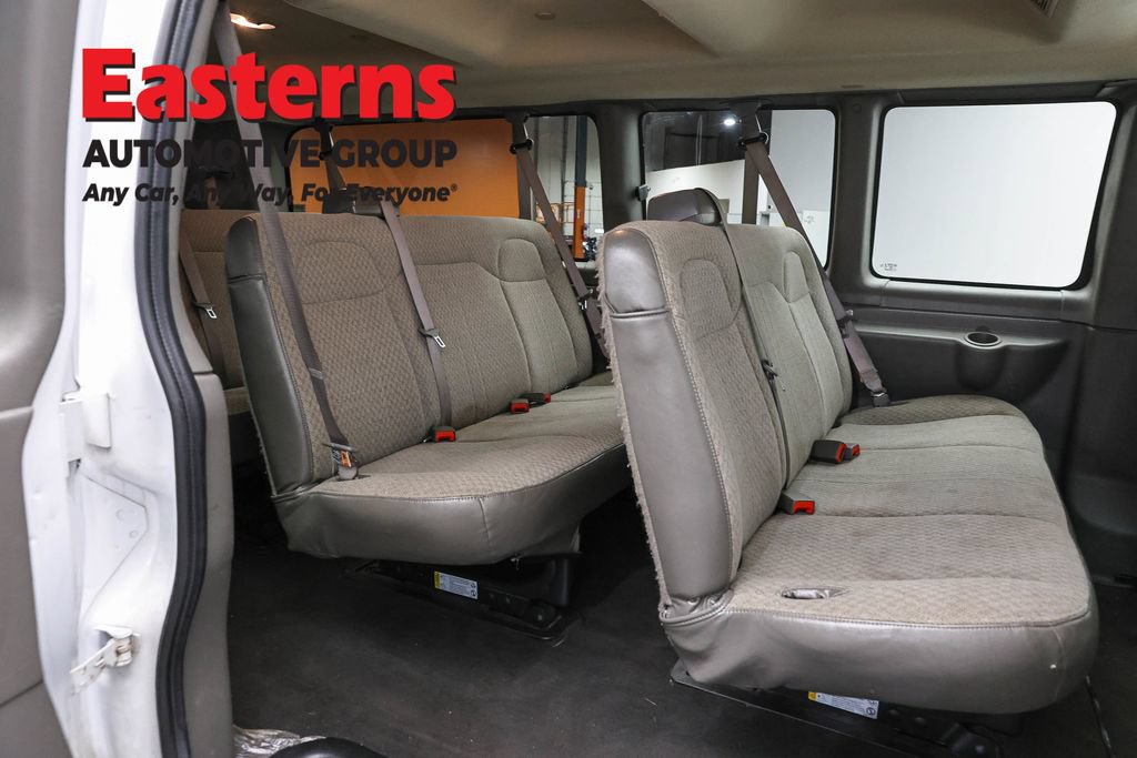 Used 2024 Chevrolet Express 3500 LT w/ LT Preferred Equipment Group RWD image 23
