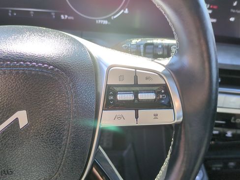 Used 2024 Kia Telluride SX X-Line image 19