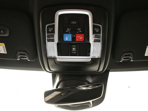 Used 2025 RAM 3500 Laramie w/ Night Edition image 27