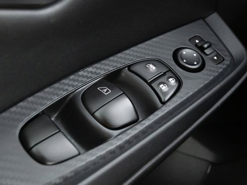 Used 2024 Nissan Sentra SV image 24