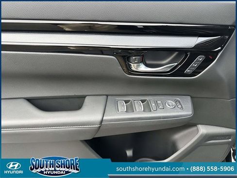 Used 2025 Honda CR-V EX-L image 17