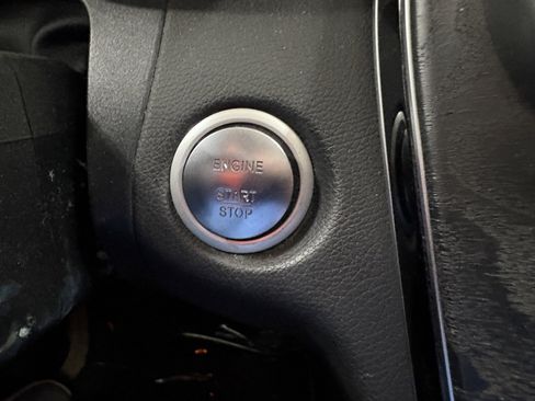 Used 2016 Mercedes-Benz C 300 4MATIC Sedan image 20