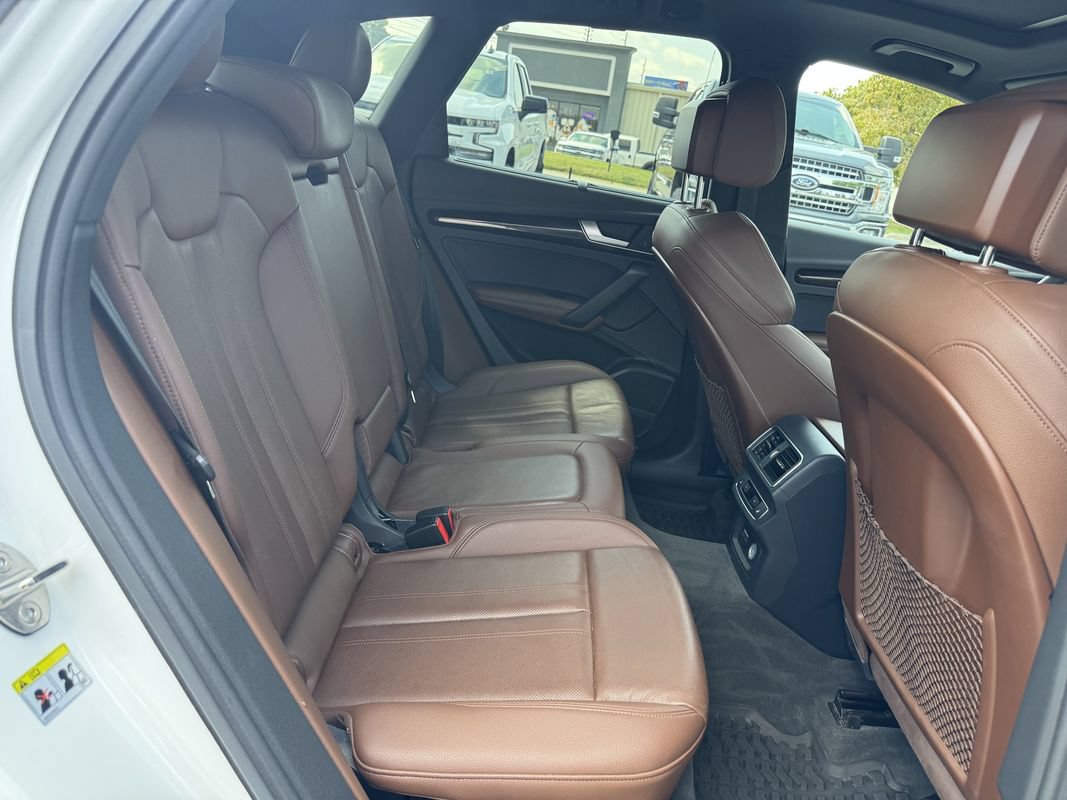 Used 2019 Audi Q5 Prestige w/ Prestige Package AWD/4WD image 14
