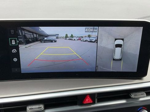 Used 2025 Kia Sorento SX FWD image 21
