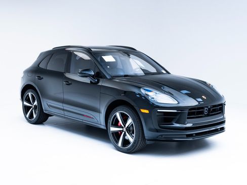 New 2026 Porsche Macan S image 7