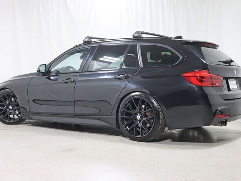Used 2019 BMW 330i xDrive Wagon 330i xDrive M SPORT w/ M Sport Edition image 9