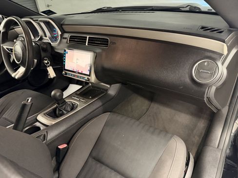Used 2010 Chevrolet Camaro LS image 30