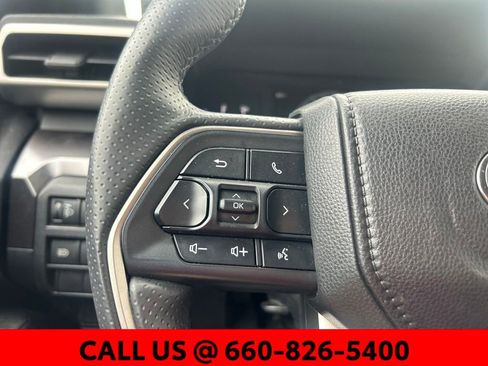 Used 2025 Toyota 4Runner SR5 image 16