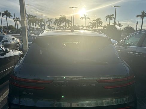 Used 2024 Genesis GV70 3.5T Sport w/ Sport Advanced Package AWD/4WD image 8