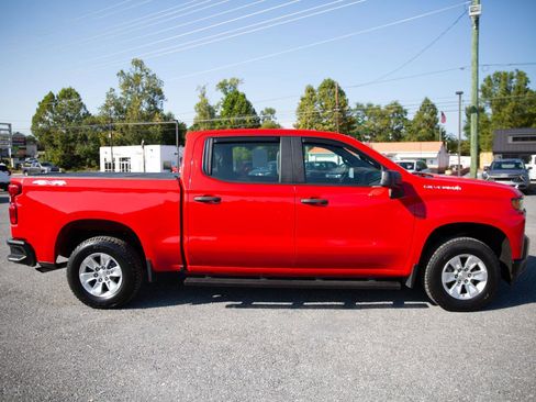 Used 2021 Chevrolet Silverado 1500 W/T image 2