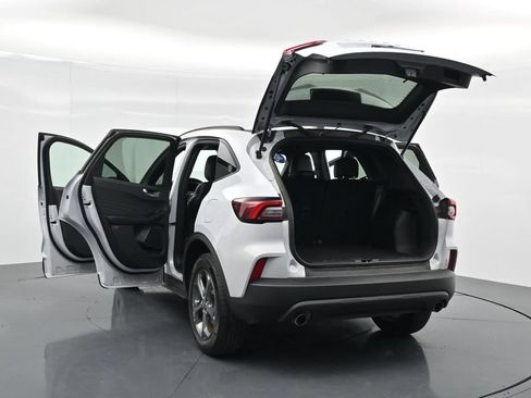 Used 2025 Ford Escape ST-Line AWD/4WD image 44