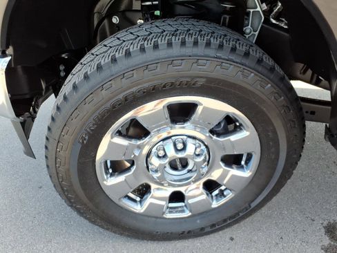 Certified 2026 Ford F250 Lariat w/ Lariat Ultimate Package AWD/4WD image 9