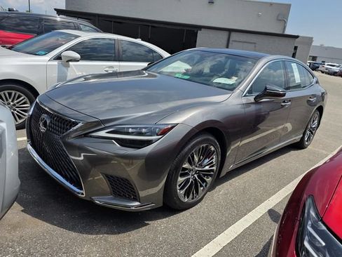 Certified 2023 Lexus LS 500 w/ Interior Upgrade Package RWD image 14