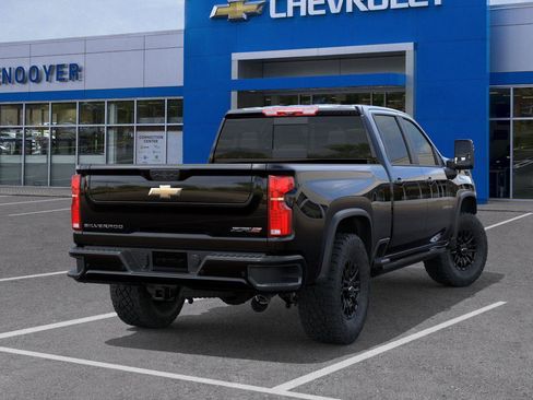 New 2026 Chevrolet Silverado 2500 ZR2 image 4