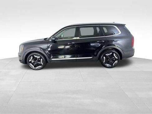 Certified 2025 Kia Telluride S FWD image 10