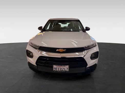 Used 2023 Chevrolet TrailBlazer LS FWD image 6
