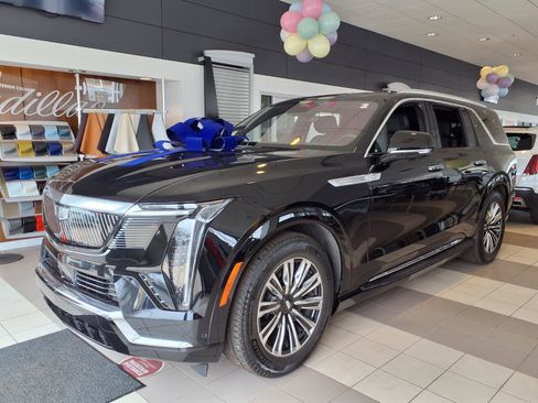 New 2026 Cadillac Escalade IQL Luxury image 2